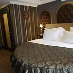 Mara Palace Hotel